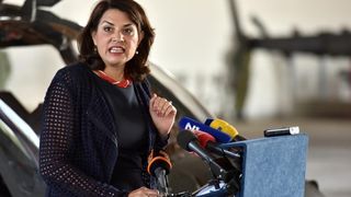 Predsjednica Grabar-Kitarović na predstavljanju novih helikoptera Kiowa Warriors u 93. Zrakoplovnoj bazi u Zemuniku. Photo: Dino Stanin/PIXSELL Predsjednica Grabar-Kitarović na predstavljanju novih helikoptera Kiowa Warriors u 93. Zrakoplovnoj bazi u Zemuniku. Photo: Dino Stanin/PIXSELL