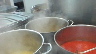 Renato Kraljev održao edukaciju kuhara u projektu “Riblja kašeta zdravlja” Renato Kraljev održao edukaciju kuhara u projektu “Riblja kašeta zdravlja”