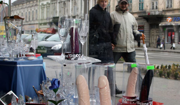Umjetni penisi u karlovačkom dućanu (Foto: Tportal.hr)