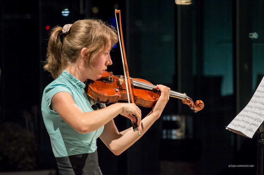 57. Glazbene večeri u Sv. Donatu: Marimba i violina u Marini Dalmacija