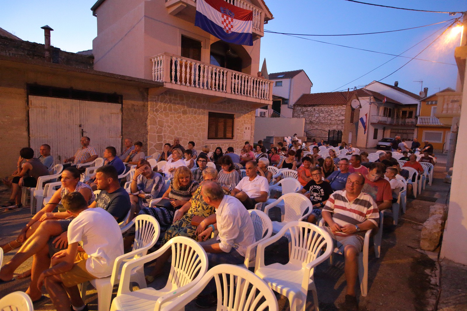 Zuhra i Drele nasmijali Bibinjce do suza