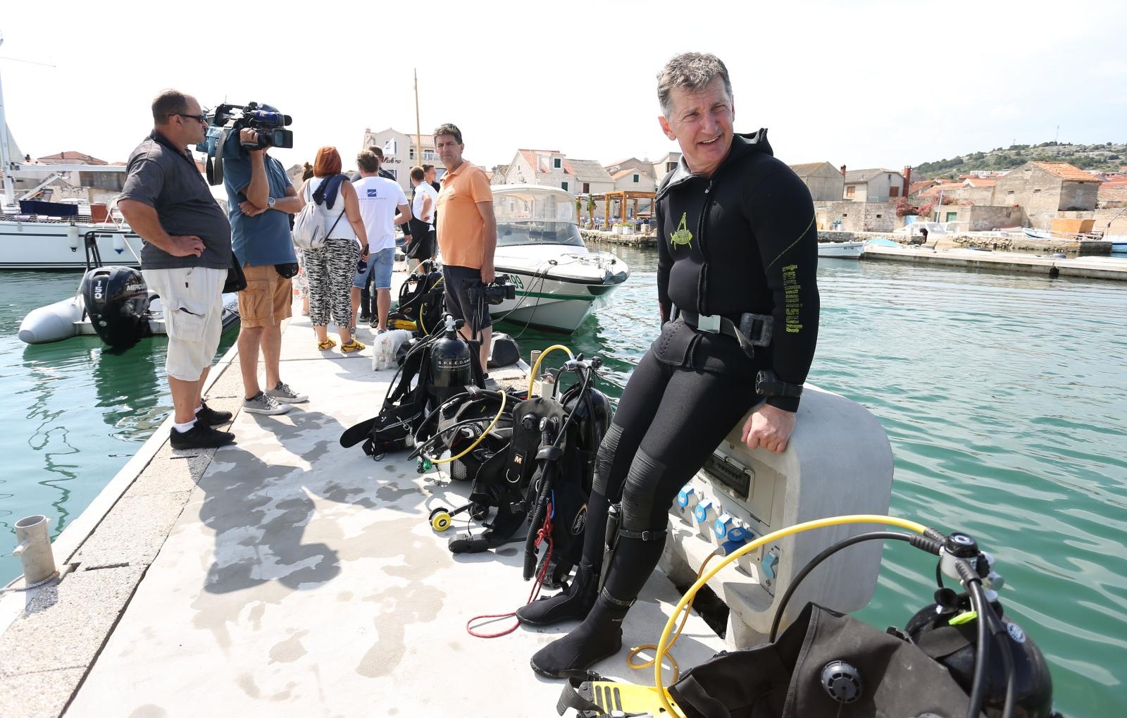 Šest veleposlanika čistilo morsko dno kod Murtera