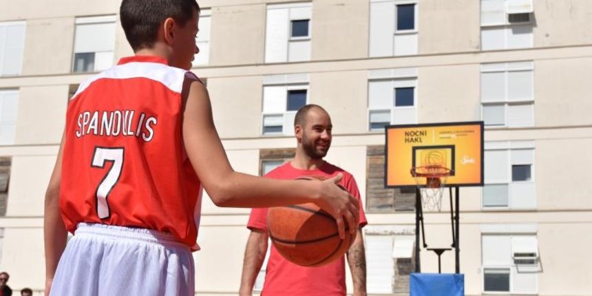 Kid’s Day na Forumu: Vassilis Spanoulis s klincima zaigrao basket 3na3, Foto: Dino Stanin/PIXSELL Kid’s Day na Forumu: Vassilis Spanoulis s klincima zaigrao basket 3na3, Foto: Dino Stanin/PIXSELL