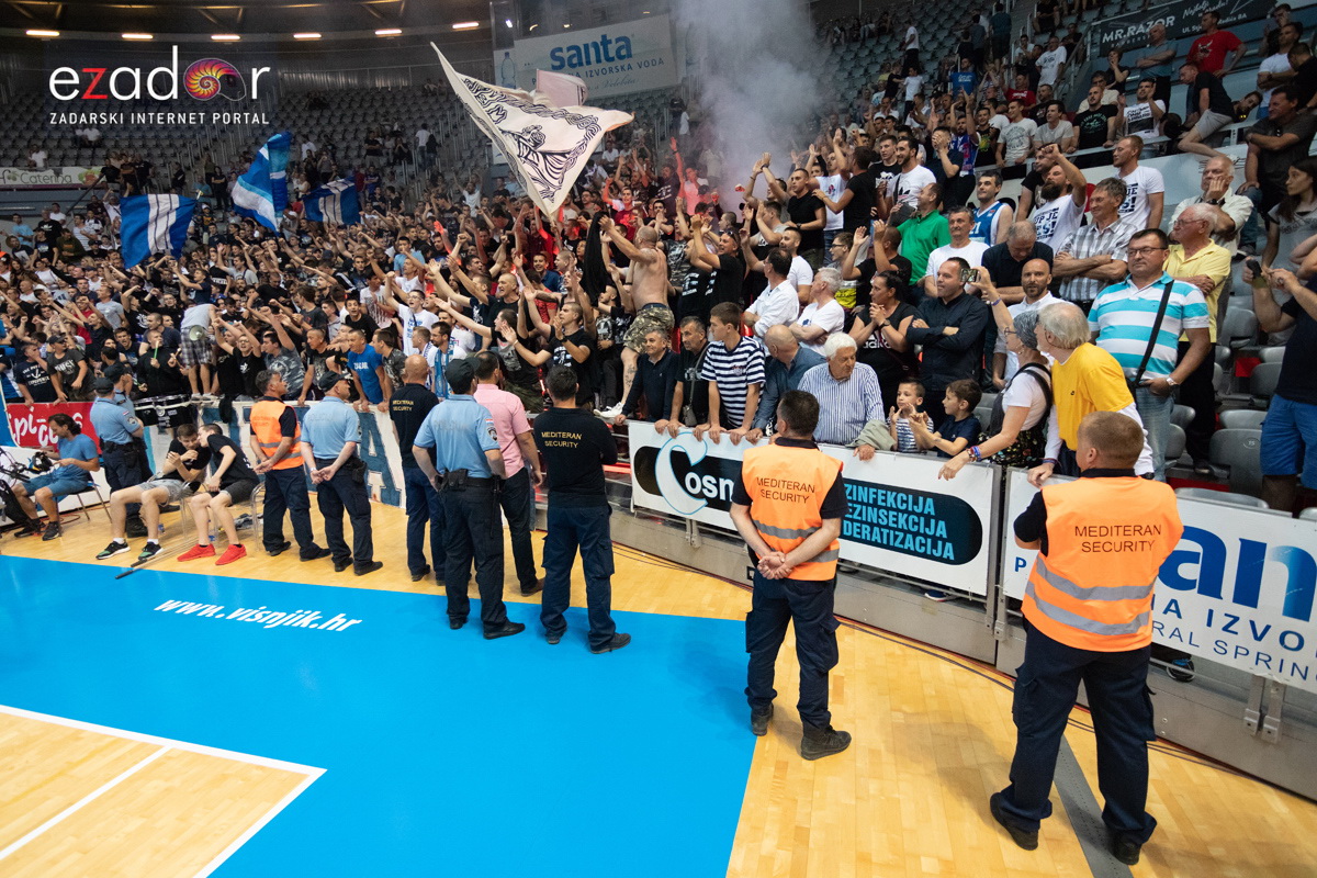 Polufinale doigravanja HT Premijer lige, 1. utakmica: KK Zadar – KK Cibona 89-78