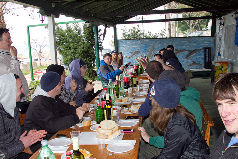 Ekološka akcija čišćenja podmorja u Bibinjama, foto: Leo Banić Ekološka akcija čišćenja podmorja u Bibinjama, foto: Leo Banić