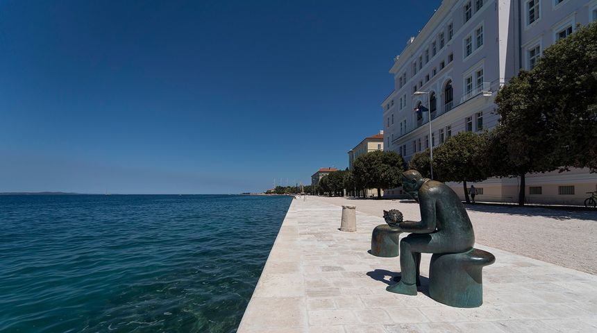 Završeno uređenje rive od Foše do bivšeg hotela Zagreb i od gata do Morskih orgulja