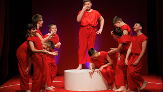 Igrajmo se: Zabranjeno mlađima od 15 strana A