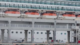 Zadar: Jutros u Gaženicu uplovio kruzer Azura Zadar: Jutros u Gaženicu uplovio kruzer Azura