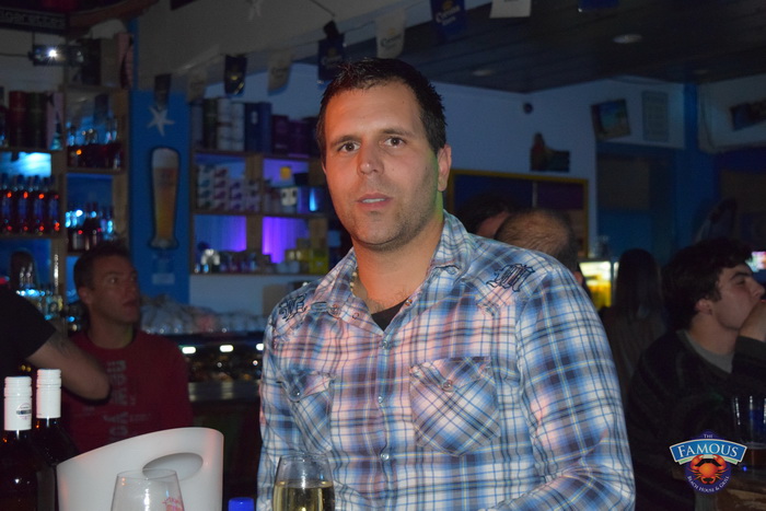 Songbusters i Elena Stella @ Famous Beach Bar & Grill Songbusters i Elena Stella @ Famous Beach Bar & Grill