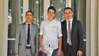 Zamjenik župana primio nagrađene učenike Zamjenik župana primio nagrađene učenike