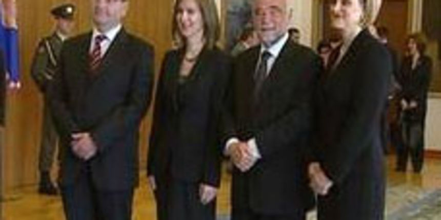 Mesić i suci (foto: htv) Mesić i suci (foto: htv)