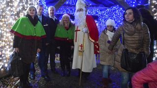 Božićna priča obitelji Salaj s rekordnih 1,88 milijuna lampica. Foto: Damir Špehar/PIXSELL