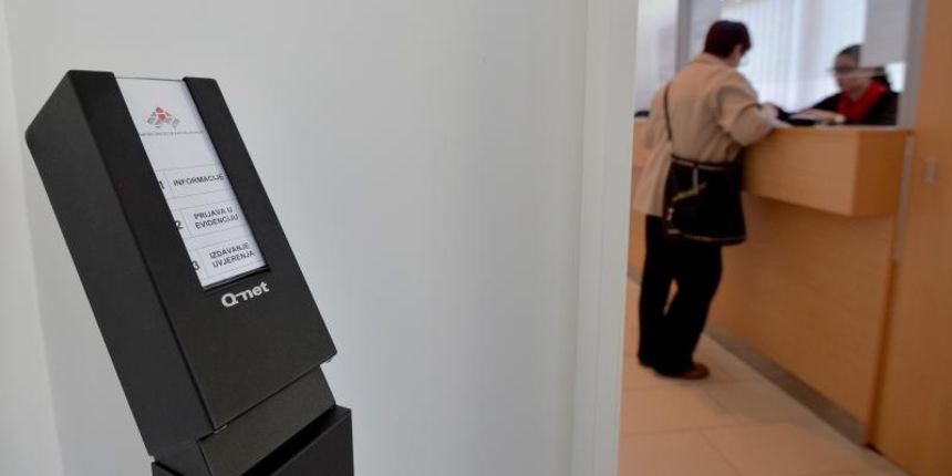 Podrucni ured Zavoda za zaposljavanje na Trgu hrvatskih pavlina 4, Malesnica. Photo: Marko Prpic/PIXSELL Autor Marko Prpic/PIXSELL Ključne riječi Za, Zavod za zaposljavanje Podrucni ured Zavoda za zaposljavanje na Trgu hrvatskih pavlina 4, Malesnica. Photo: Marko Prpic/PIXSELL Autor Marko Prpic/PIXSELL Ključne riječi Za, Zavod za zaposljavanje