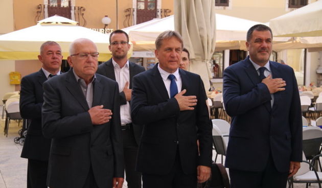 Polaganje lovorovog vijenca na spomen obilježje u povodu Dana antifašističke borbe