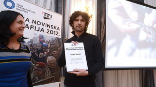 Zagreb, 250313.
Hrvatsko novinarsko drustvo, Perkovceva 2.
U Novinarskom domu odrzana je svecana dodjela nagrada za najbolje hrvatske novinske fotografije.
Zbor fotoreportera Hrvatske izbor najboljih novinskih fotografija organizira vec desetu godinu za r