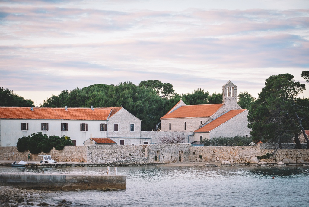 Đir po Sutomišćici Đir po Sutomišćici