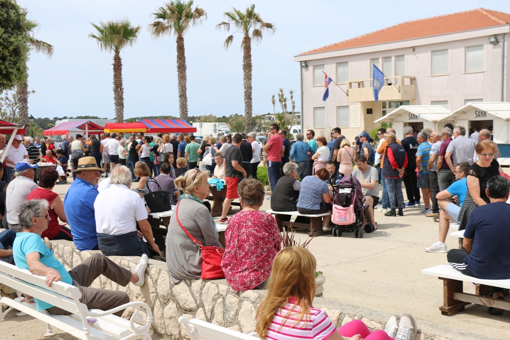 Velika prvosvibanjska fešta na Viru Velika prvosvibanjska fešta na Viru