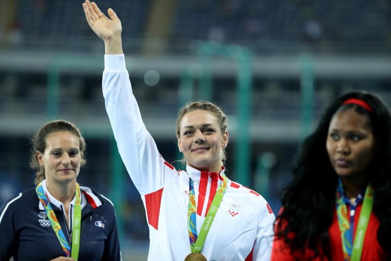 PI Rio de Janeiro, ceremonija dodjele medalja u ženskom disku: zlatnu medalju osvojila je Sandra Perković. Photo: Igor Kralj/PIXSELL PI Rio de Janeiro, ceremonija dodjele medalja u ženskom disku: zlatnu medalju osvojila je Sandra Perković. Photo: Igor Kralj/PIXSELL