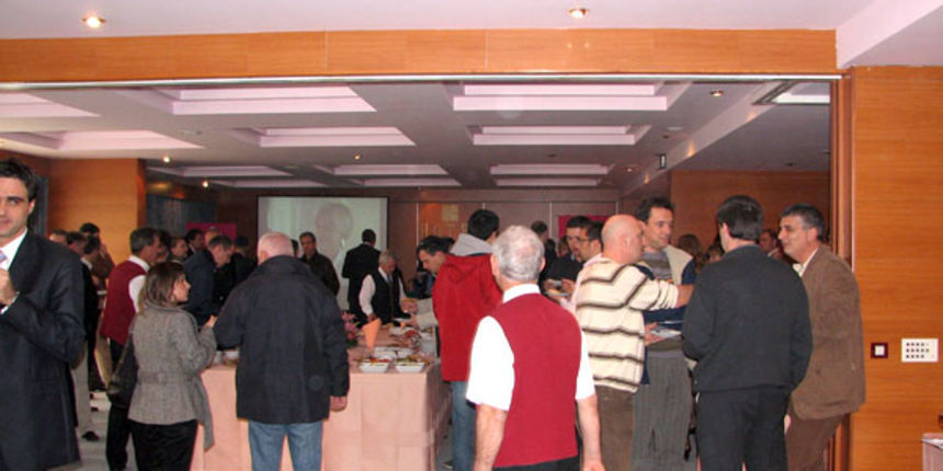 Image 1196409 (auto)