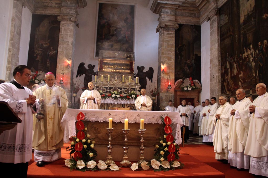 Svečano misno slavlje povodom blagdana sv. Šimuna, foto: Iva Perinčić Svečano misno slavlje povodom blagdana sv. Šimuna, foto: Iva Perinčić