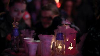 Advent na Viru: Crvena jabuka oduševila u “sniježnom” Viru Advent na Viru: Crvena jabuka oduševila u “sniježnom” Viru