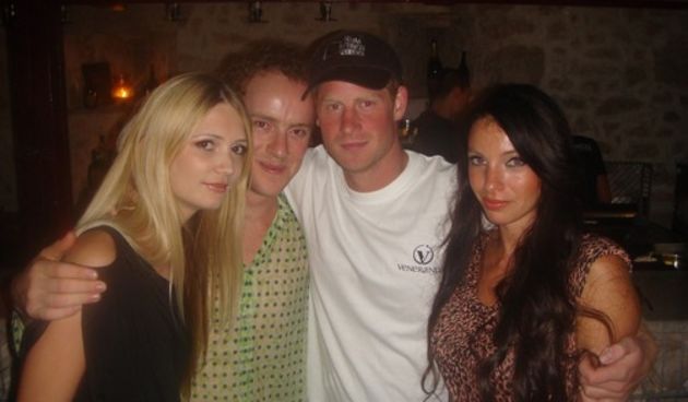 Princ Harry s promotoricama kluba, foto: 24sata.hr