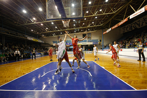 KK Borik-Puntamika – KK Svjetlost 67-75 (foto:Saša Čuka) KK Borik-Puntamika – KK Svjetlost 67-75 (foto:Saša Čuka)