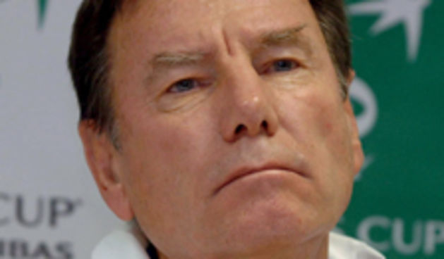 epa00586028 Croatian Davis Cup team captain Nikola Pilic during the press conference at Sibamac Arena in Bratislava, Slovakia, Wednesday 30 November 2005. Croatia faces Slovakia 02-04 December in the final of the Davis Cup tennis tournament.  EPA/Pavel Ne