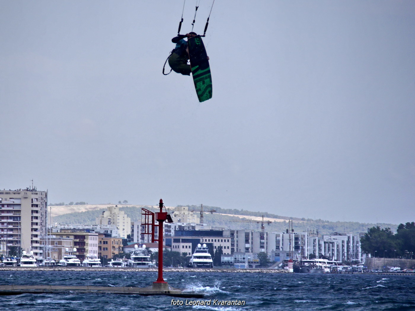 Surferi i kiteri došli na svoje pred neveru