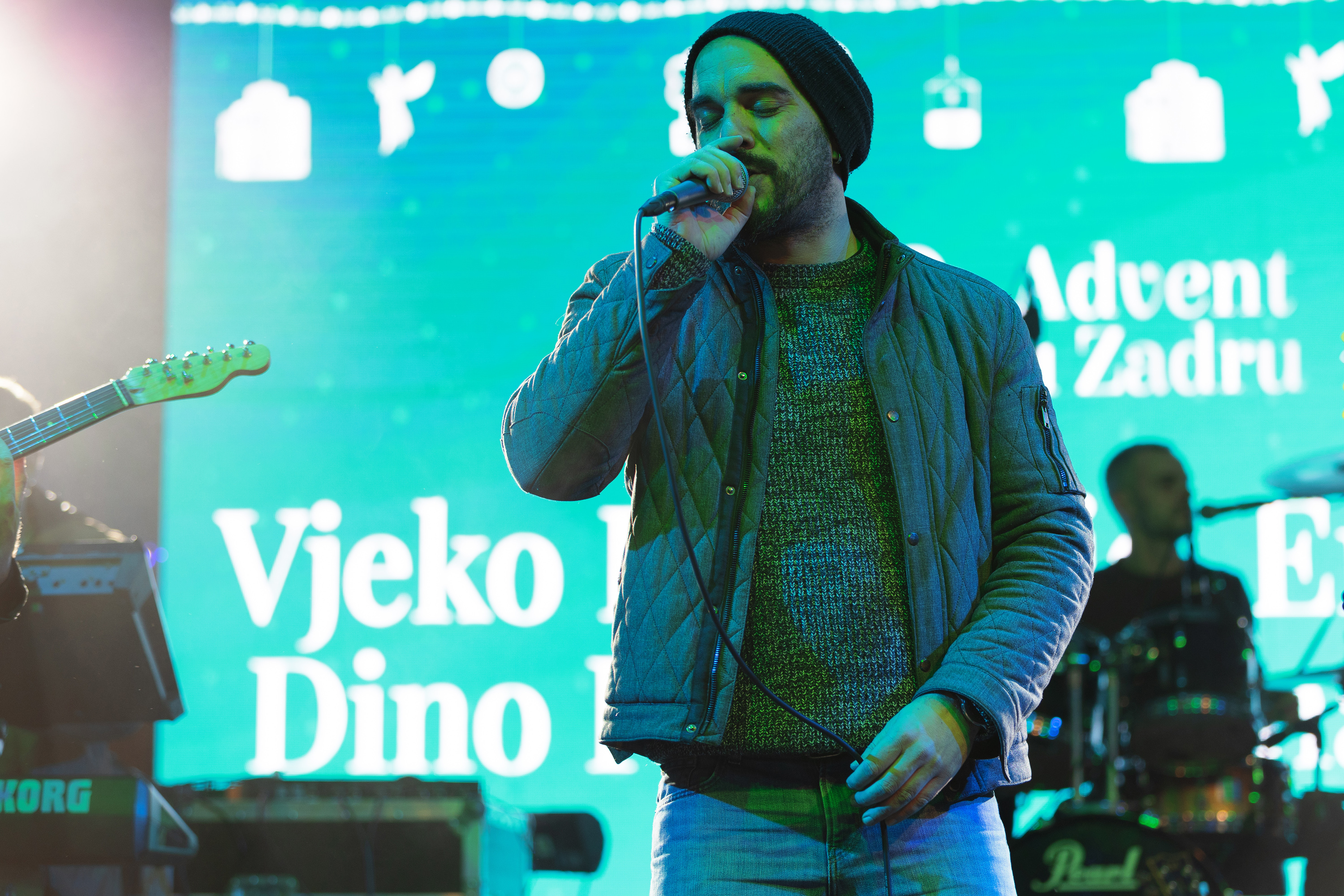 Sveti Nikola i bend Zaratino razveselili i zabavili posjetitelje Sveti Nikola i bend Zaratino razveselili i zabavili posjetitelje