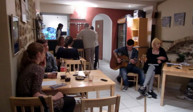 Glazbeno-poetska večer “Plava rapsodija”