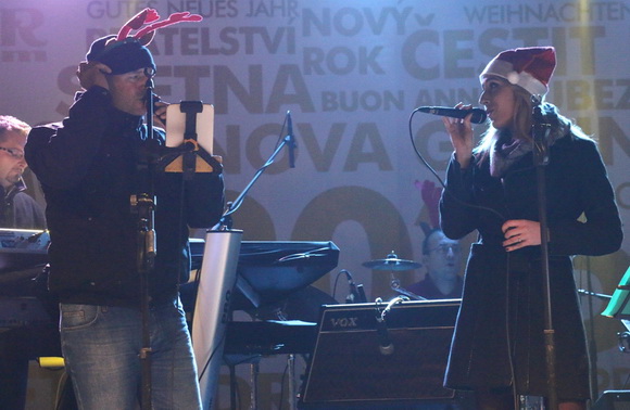 Vir: Božićna fešta uz Dražena Zečića Zeku Vir: Božićna fešta uz Dražena Zečića Zeku