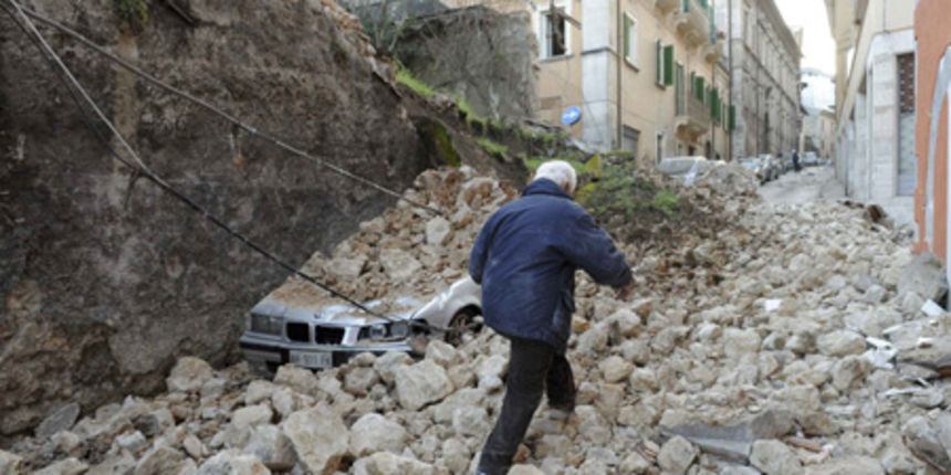 Potres u LAquili (Foto: lastampa.it)