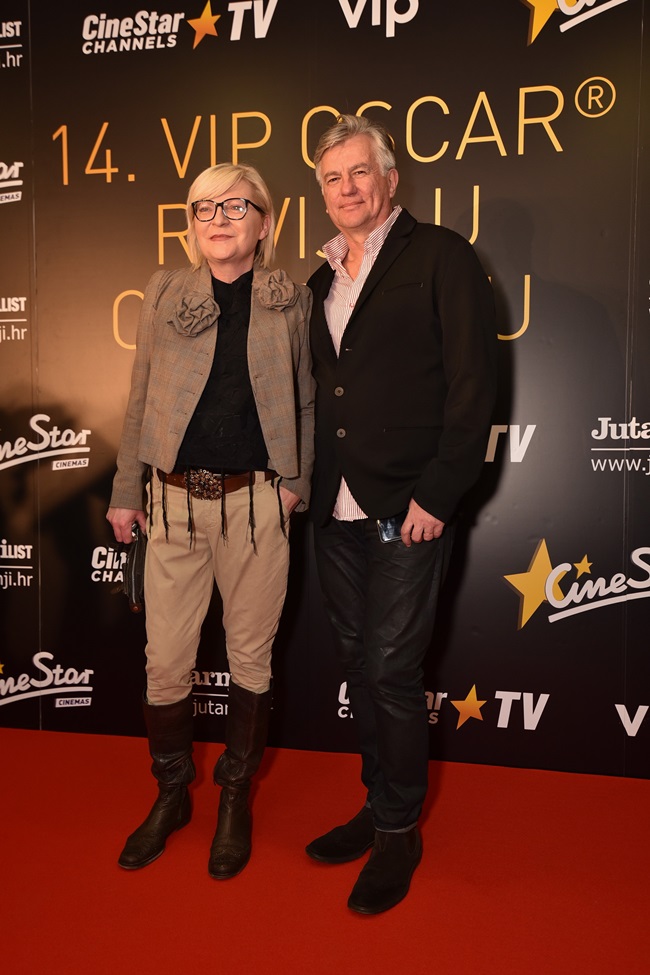 Hrvatski dizajneri odjenuli poznate dame za red carpet premijeru filma “Oblik vode” Hrvatski dizajneri odjenuli poznate dame za red carpet premijeru filma “Oblik vode”