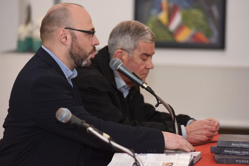 U Gradskoj loži predstavljena monografija “Legende svjetla” Jurice Gašpara U Gradskoj loži predstavljena monografija “Legende svjetla” Jurice Gašpara