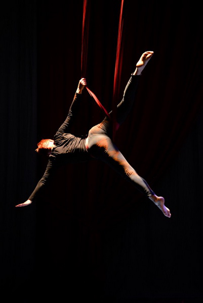 Circo Art u HNK Zadar izveo predstavu “Povratak u prirodu”