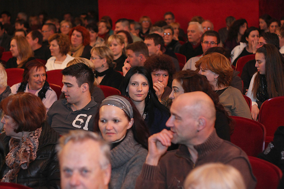 HNK Zadar : “Tko radi štrajka od gladi” (foto:Saša Čuka) HNK Zadar : “Tko radi štrajka od gladi” (foto:Saša Čuka)