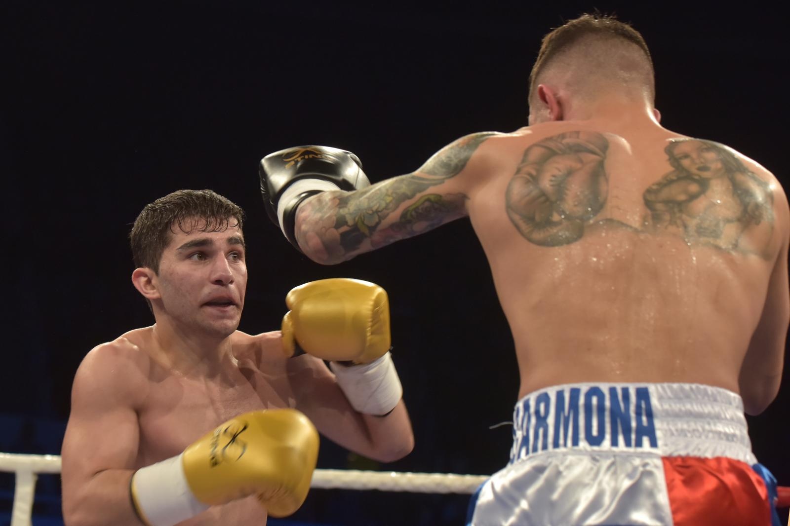 Svjetska boksačka liga, grupa B C1, kategorija 46-49 kg, Nodari Darbaidze (Croatian Knights) – Samuel Carmona (France Fighting Roosters).