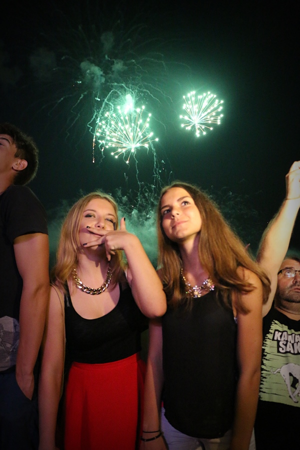 Dan Općine Vir proslavljen uz spektakularni koncert Prljavog Kazališta i vatromet Dan Općine Vir proslavljen uz spektakularni koncert Prljavog Kazališta i vatromet