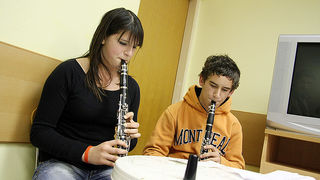 Polaganje vijenaca u more – pomorska skola