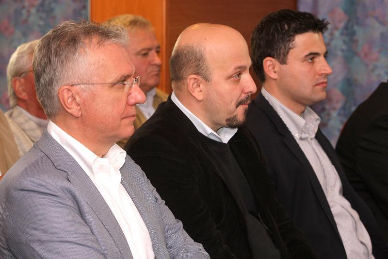 U hotelu Kolovare održana je izborna konvencija Županijske organizacije SDP-a. Na njoj su prisustvovali i ministar zdravstva Rajko Ostojić, ministar poduzetništva i obrta Gordan Maras te predsjednik zagrebačkog SDP-a Davor Bernardić. Photo: Dino Stanin/P U hotelu Kolovare održana je izborna konvencija Županijske organizacije SDP-a. Na njoj su prisustvovali i ministar zdravstva Rajko Ostojić, ministar poduzetništva i obrta Gordan Maras te predsjednik zagrebačkog SDP-a Davor Bernardić. Photo: Dino Stanin/P