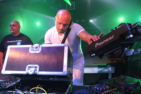 Doček Nove godine na Višnjiku uz DJ Moralesa (Foto:Saša Čuka)