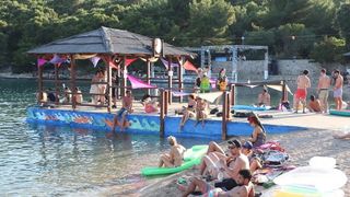 Love International festival u Tisnom mjesto je zabave mladih iz cijele Europe. Photo: Duško Jaramaz/PIXSELL