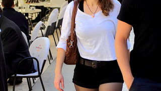 Skitnja gradom by Roberto Lerga