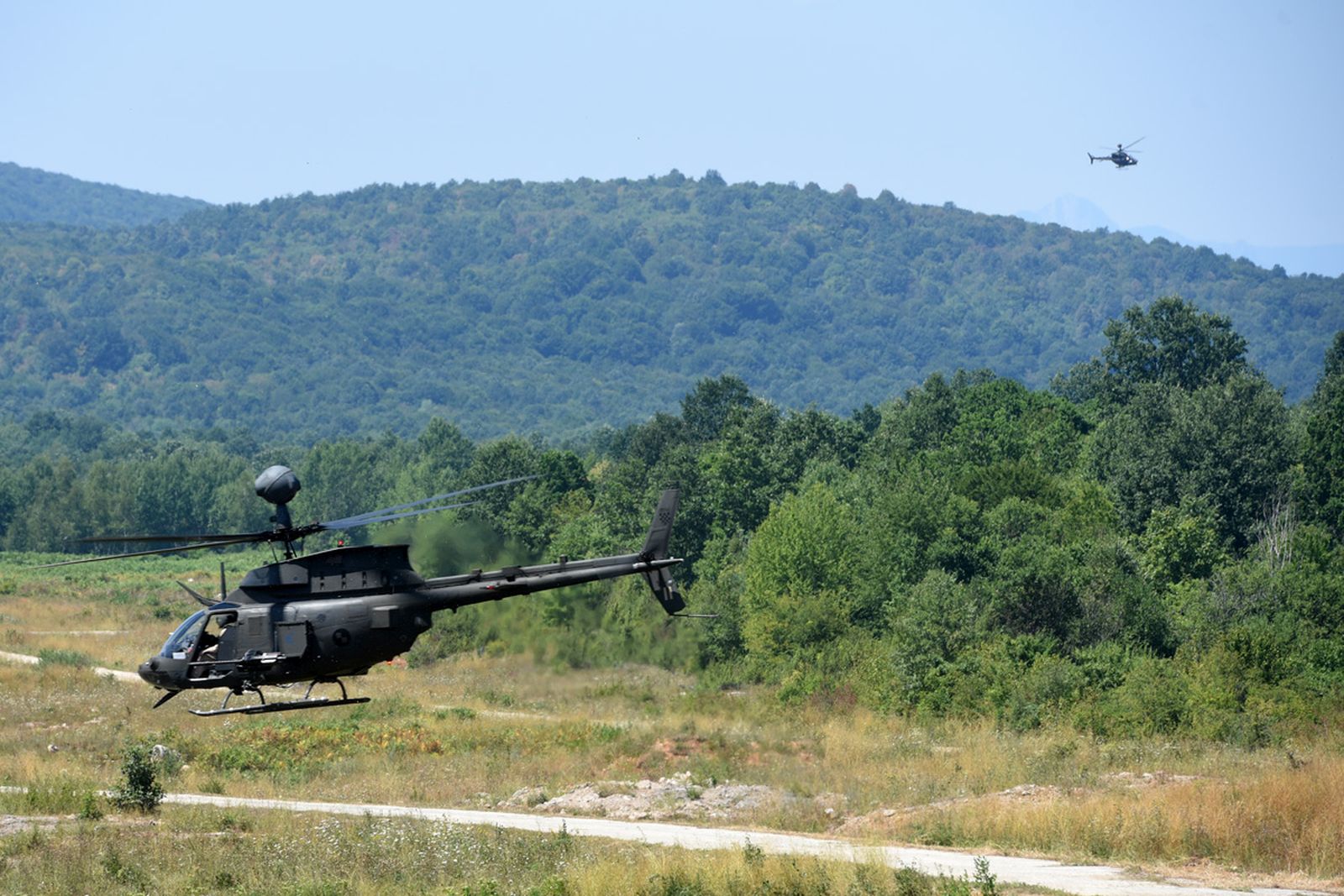 Pogledajte prva bojeva gađanja hrvatskih pilota iz kiowa warrior Pogledajte prva bojeva gađanja hrvatskih pilota iz kiowa warrior