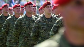 Svečano postrojavanje na stadionu u Kranjčevićevoj u povodu Dana Oružanih snaga Republike Hrvatske. Foto. PIXSELL Svečano postrojavanje na stadionu u Kranjčevićevoj u povodu Dana Oružanih snaga Republike Hrvatske. Foto. PIXSELL
