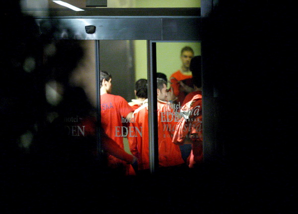 Rovinj, Funtana, 091009.
Pripreme nogometne reprezentacije za kvalifikacijski susret sa Kazahstanom za SP 2010 u Juznoj Africi.
Hrvatski reprezentativci u vecernjem izlasku u tridesetak kilometara udaljenom mjestu Funtana u konobi More. Izlazak je tr Rovinj, Funtana, 091009.
Pripreme nogometne reprezentacije za kvalifikacijski susret sa Kazahstanom za SP 2010 u Juznoj Africi.
Hrvatski reprezentativci u vecernjem izlasku u tridesetak kilometara udaljenom mjestu Funtana u konobi More. Izlazak je tr