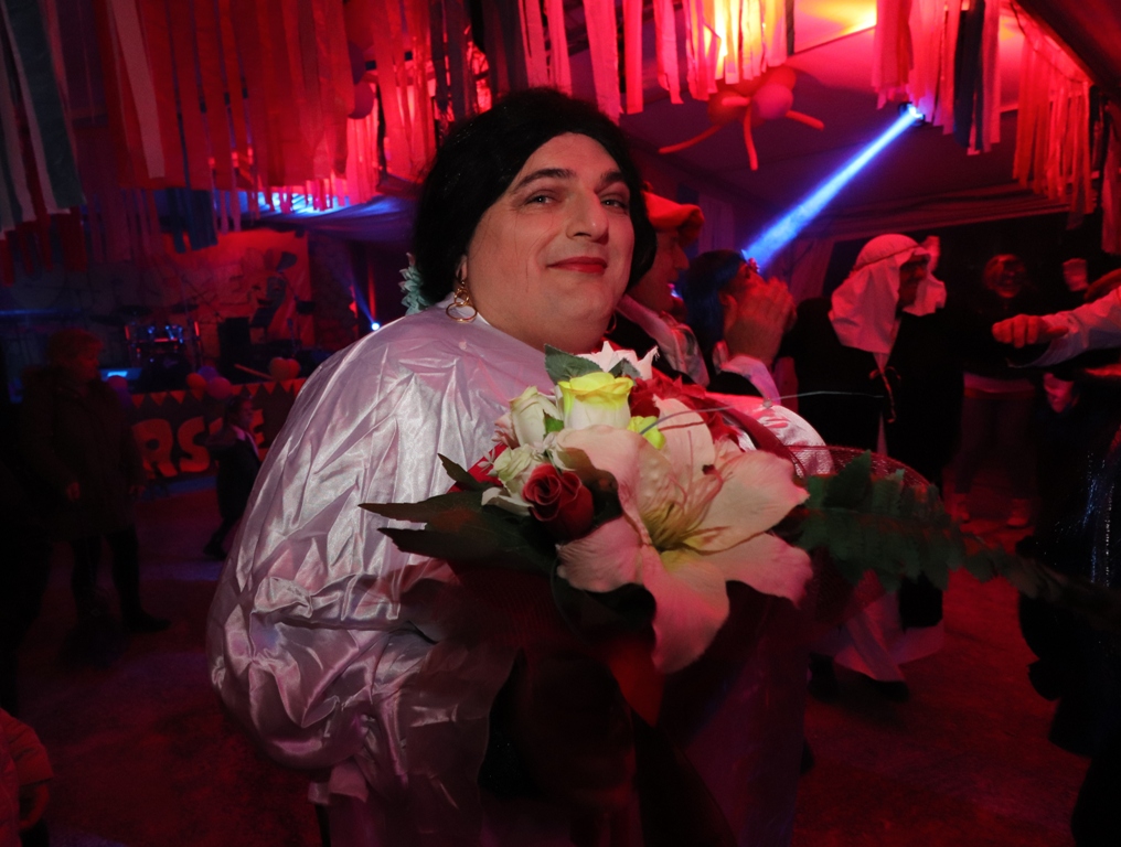 Cirkultura i Jasmin Stavros otvorili Maškare na Viru Cirkultura i Jasmin Stavros otvorili Maškare na Viru