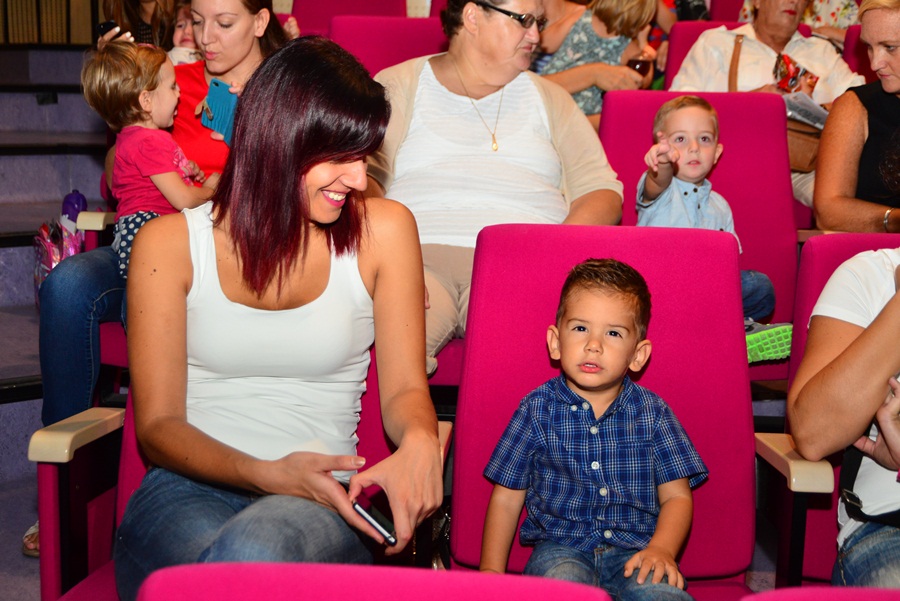 Kazalište lutaka započelo sezonu predstavom “Crvenkapica”