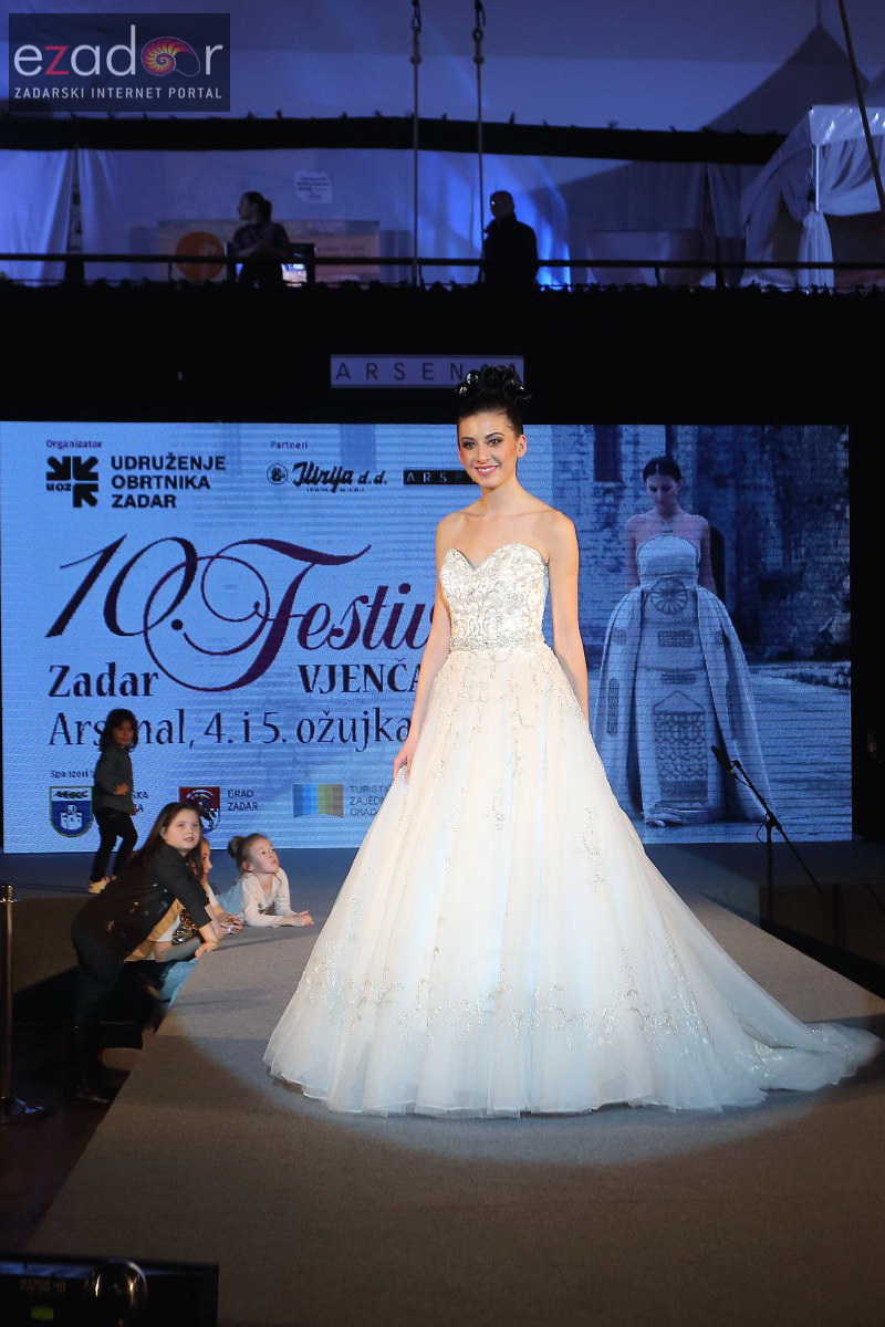 10. Festival vjenčanja: Modna revija vjenčanica i revija cvijeća 5. ožujka 2017.